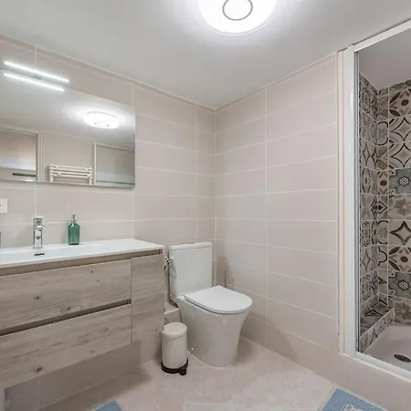 Apartment 2 Pieces Au Coeur De St Jean Cap Ferrat *