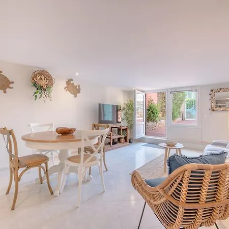 2 Pieces Au Coeur De St Jean Cap Ferrat Apartment *